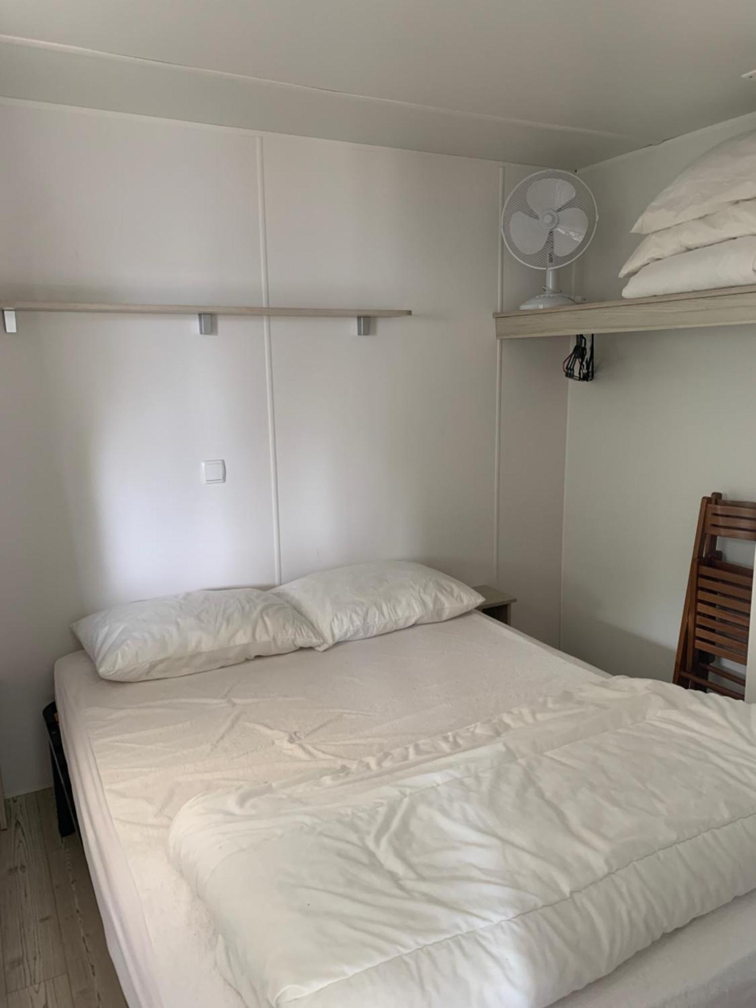 Mobil Home 10 M Et Mme Colas Litteau Zewnętrze zdjęcie