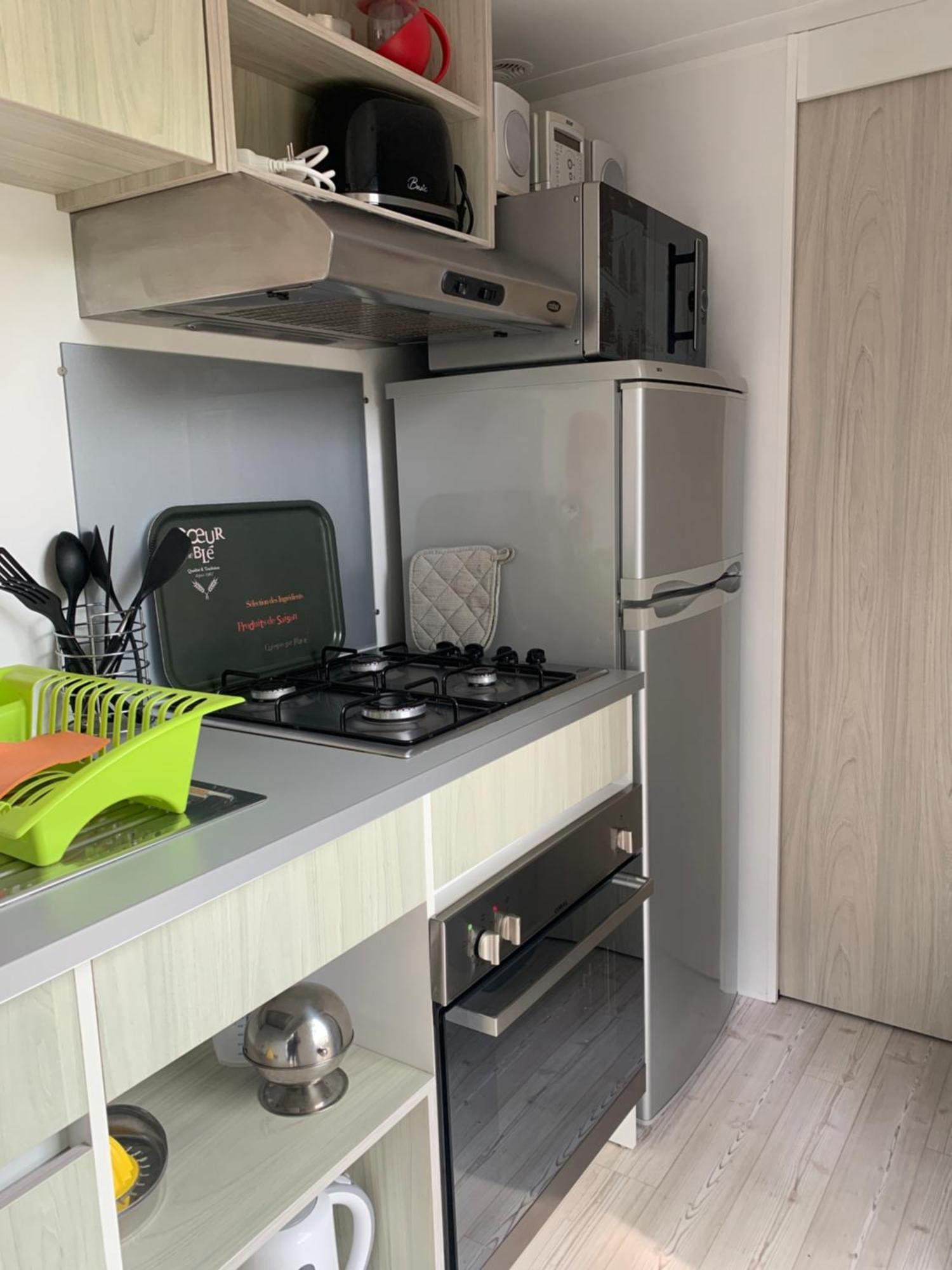 Mobil Home 10 M Et Mme Colas Litteau Zewnętrze zdjęcie